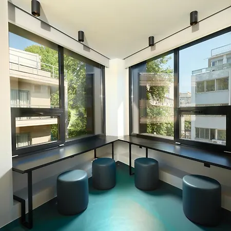 Odd Hostel *
