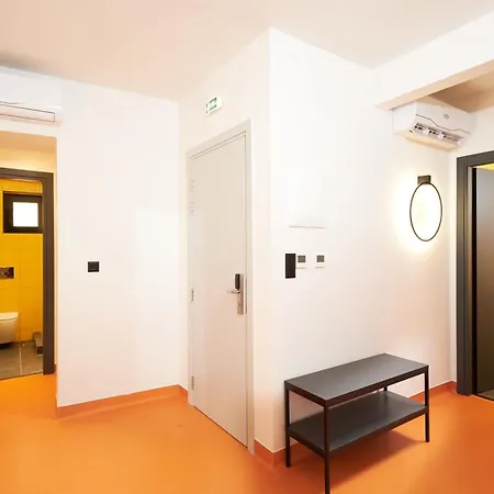 Odd Hostel